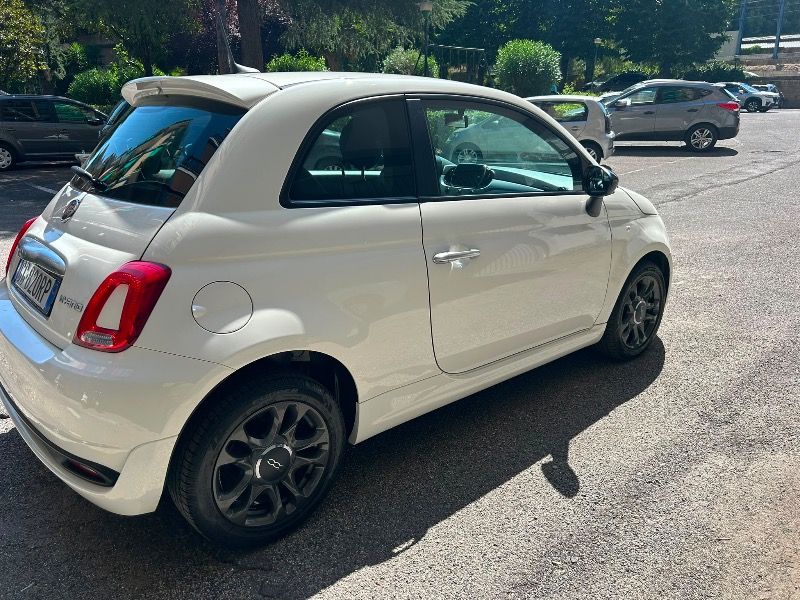 
								Fiat 500 hibryd connect pieno									